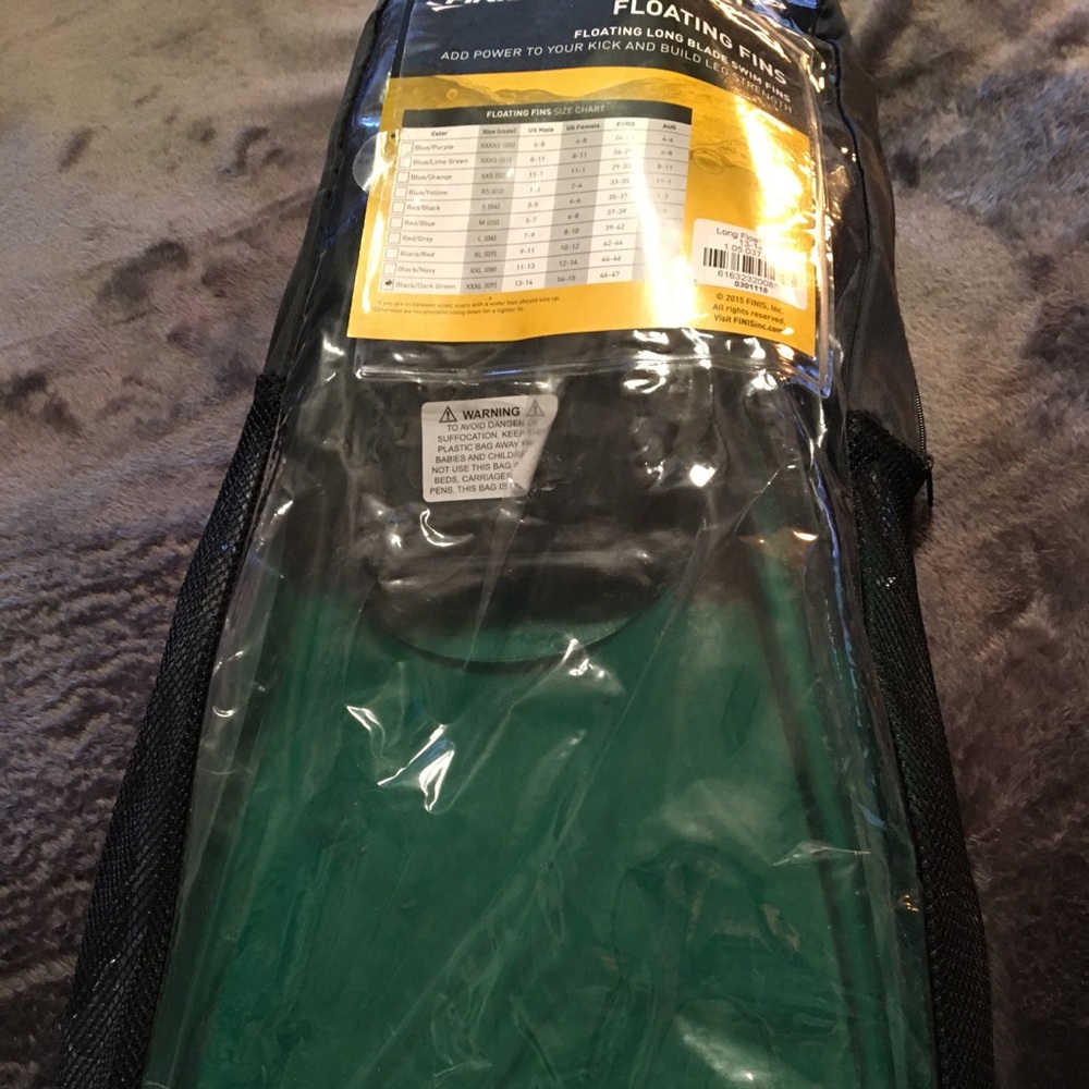 FINIS- Unisex Floating Fins SZ M-13-14 w-14-15